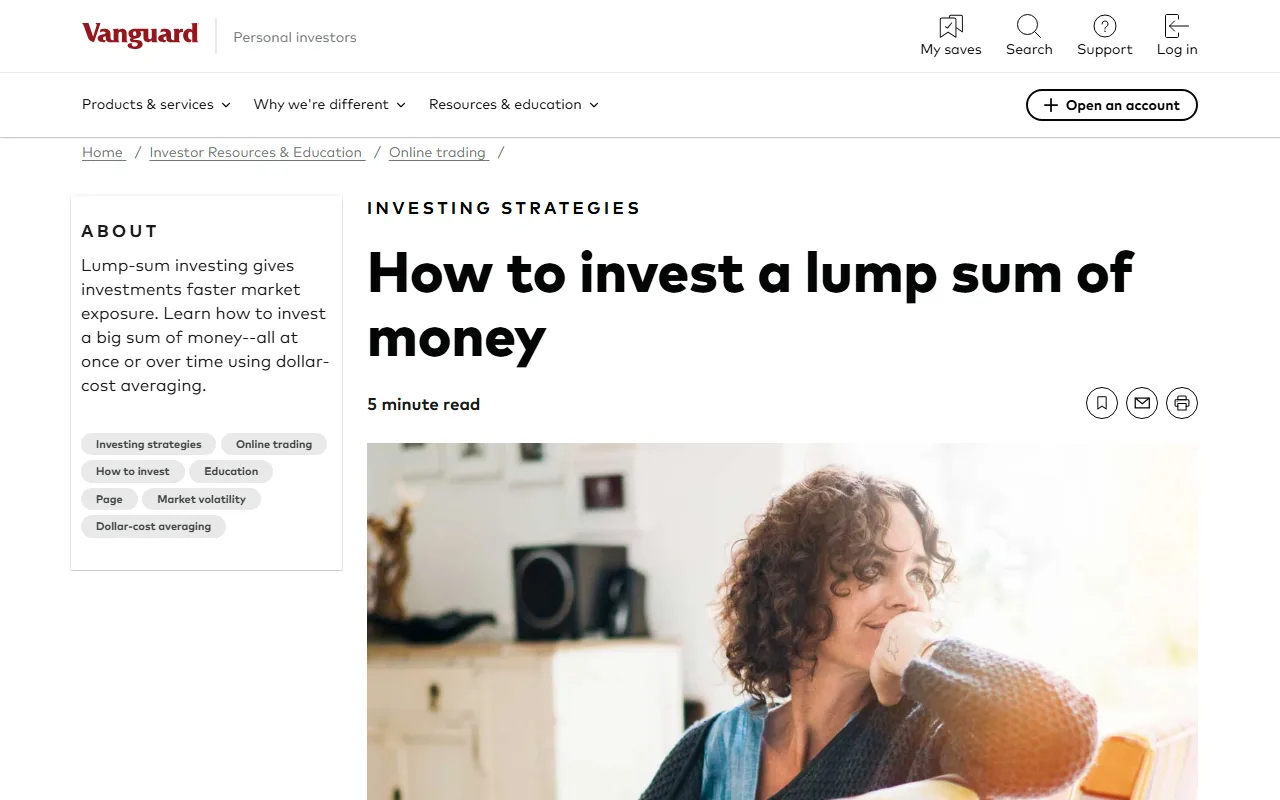 Vanguard کے How to invest a lump sum of money صفحے کا اصل ویب اسکرین شاٹ، جس میں lump-sum اور dollar-cost averaging کے موازنے کا تعارف دکھائی دیتا ہے